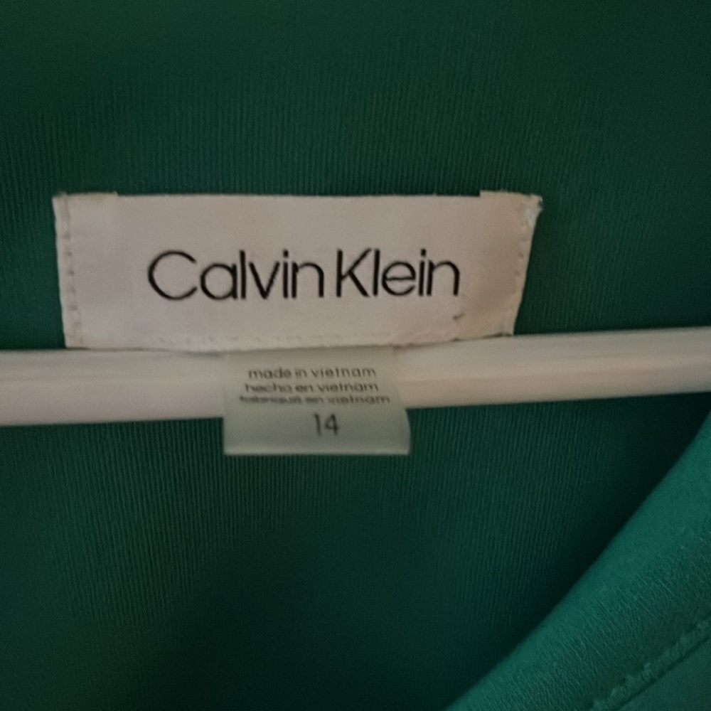 Bright green Calvin Klein size 14. NWOT - Picture 4 of 4